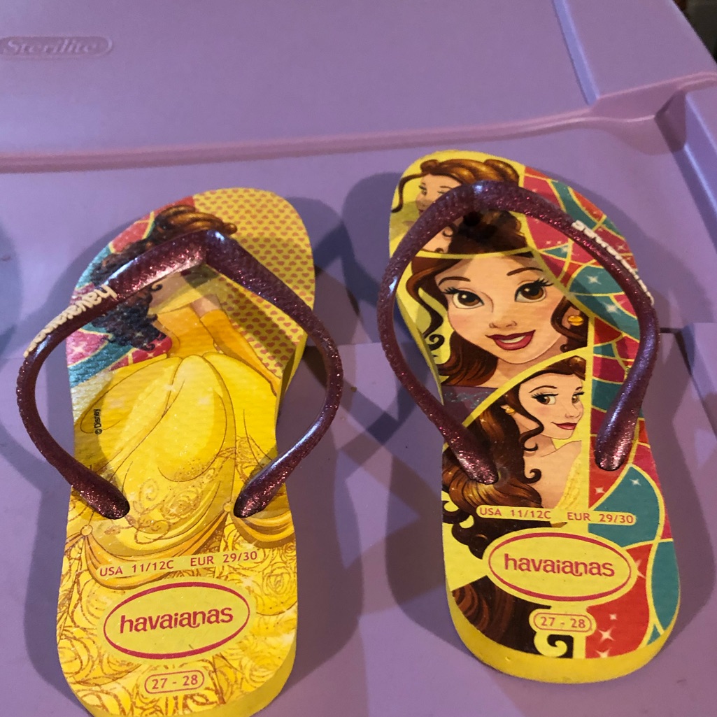 Size 11-12 Havanais Flip Flops